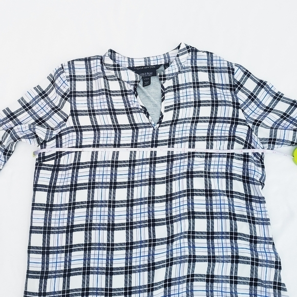 *Last Chance* Liquid New York Silk Plaid Blouse w/Roll Tab Sleeves Lightweight - Picture 6 of 9